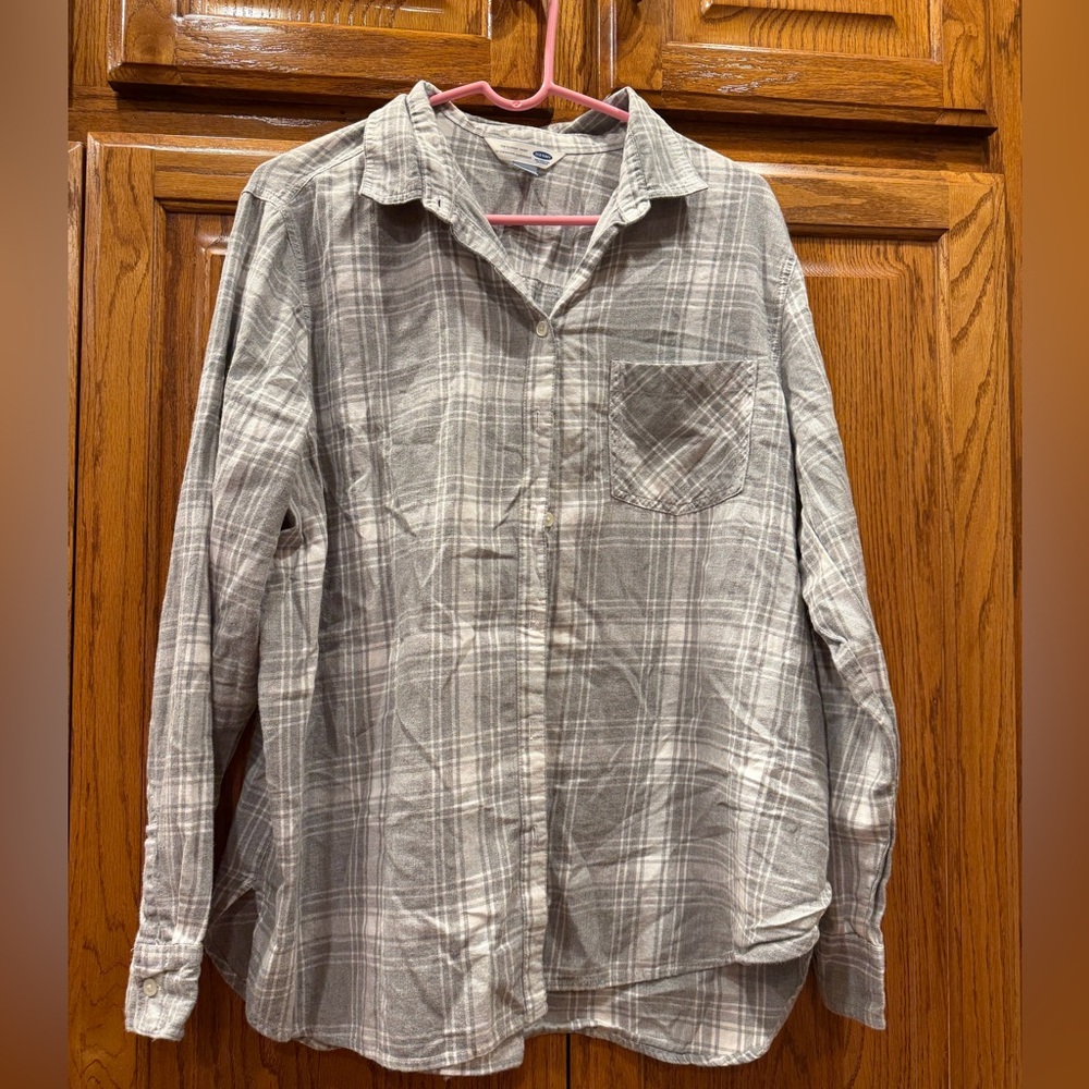 Gray Plaid Women’s Shirt